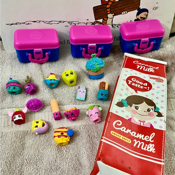 Shopkins Toys and Accessories Bundle - Picture 1 of 2
